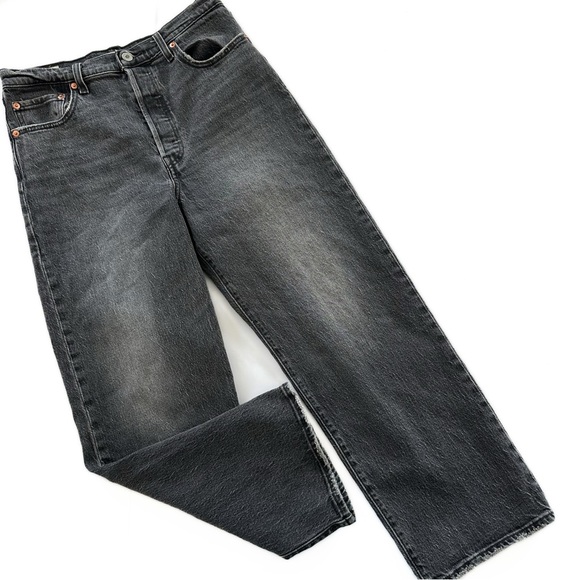 Levi’s Ribcage Straight Ankle Button Fly Gray Womens Size 29 - Picture 2 of 8